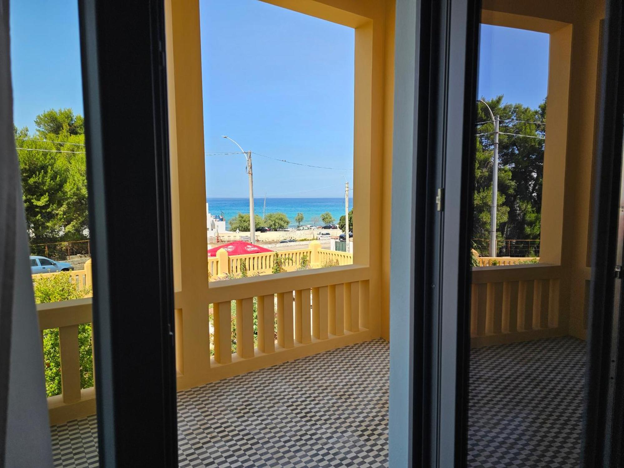 Costiero Elegant Suites B&B Галлиполи Экстерьер фото