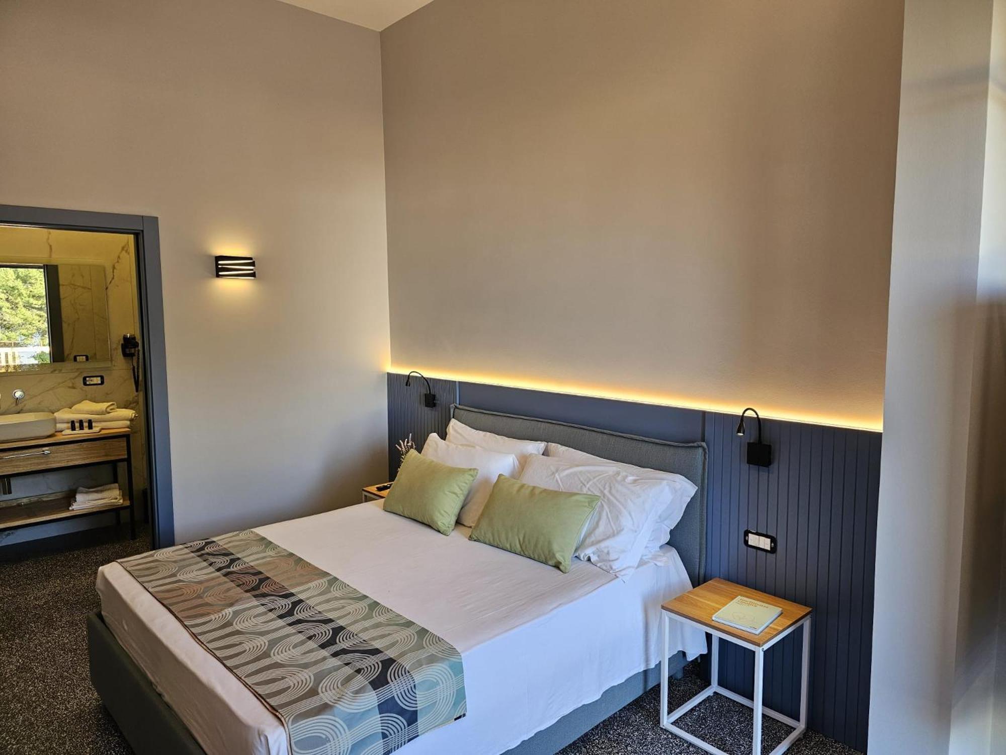 Costiero Elegant Suites B&B Галлиполи Экстерьер фото